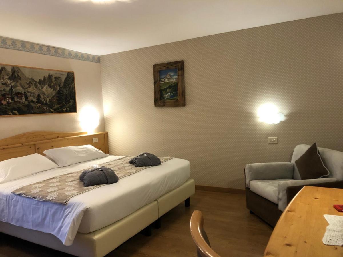 Hotel Edelweiss 3 Stelle Superior Breuil-Cervinia Eksteriør billede